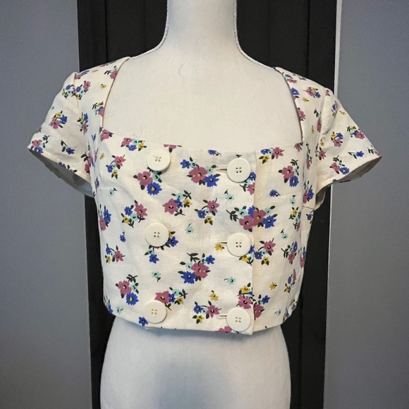 Zara Tops - * 2/$10 *  ZARA Crop, Double-Breasted Buttoned Floral Crop Top, Size Med NWT